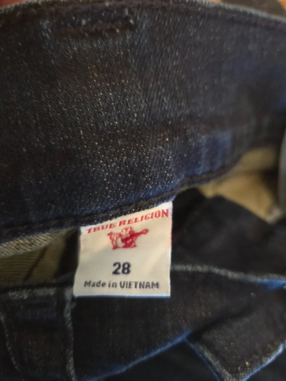 Mens true religion jeans size 28